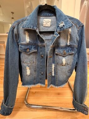 Love Tree Denim Jacket - Light Blue Wash